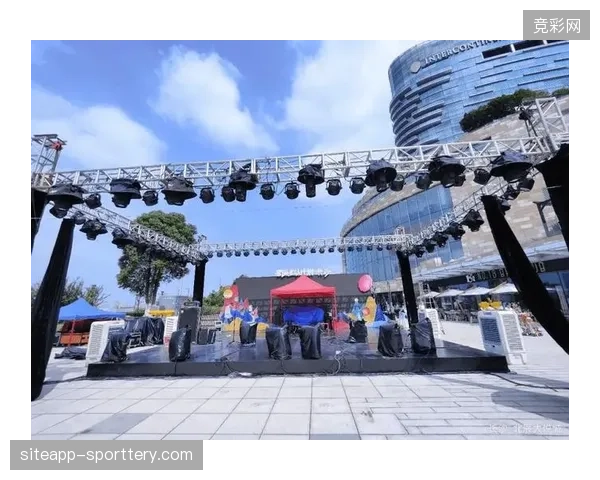 温州奥体中心空间优化复盘：利用模块化分区对齐高密度入场需求
